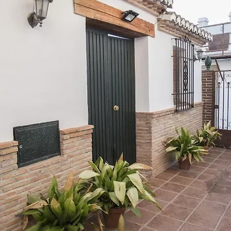 Lolas Cozy Apartment