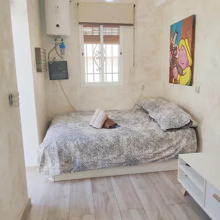 Lolas Cozy Apartment Granada